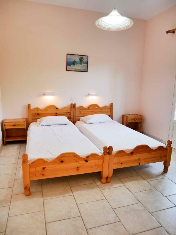 Yiannis Apartments Agios Georgios Pagoi Corfu آغيوس غيوريوس باغون المظهر الخارجي الصورة