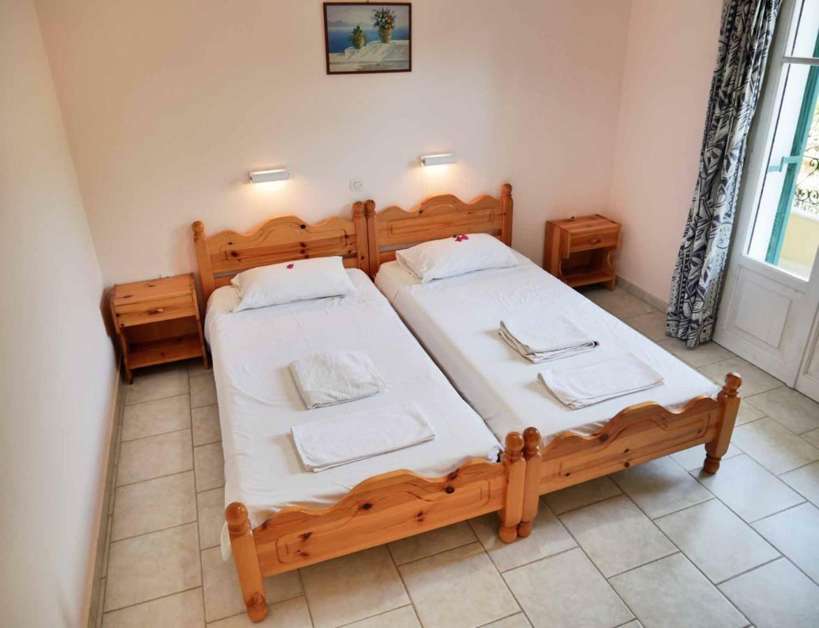Yiannis Apartments Agios Georgios Pagoi Corfu آغيوس غيوريوس باغون المظهر الخارجي الصورة