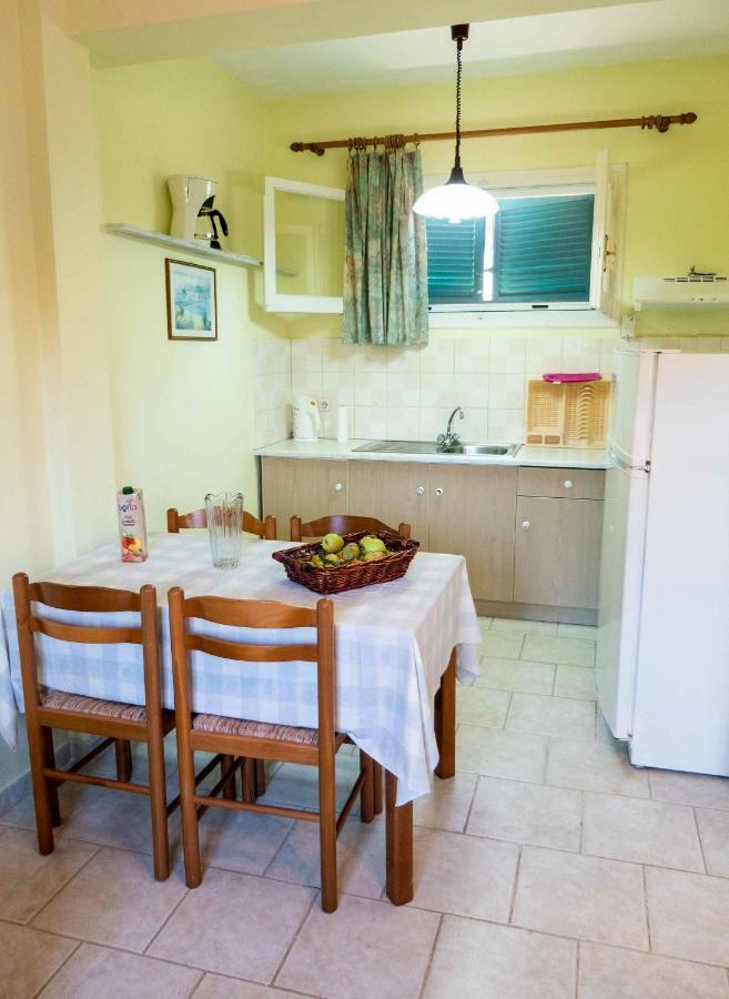 Yiannis Apartments Agios Georgios Pagoi Corfu آغيوس غيوريوس باغون المظهر الخارجي الصورة
