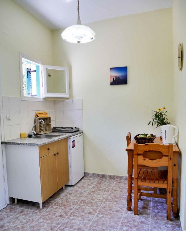 Yiannis Apartments Agios Georgios Pagoi Corfu آغيوس غيوريوس باغون المظهر الخارجي الصورة