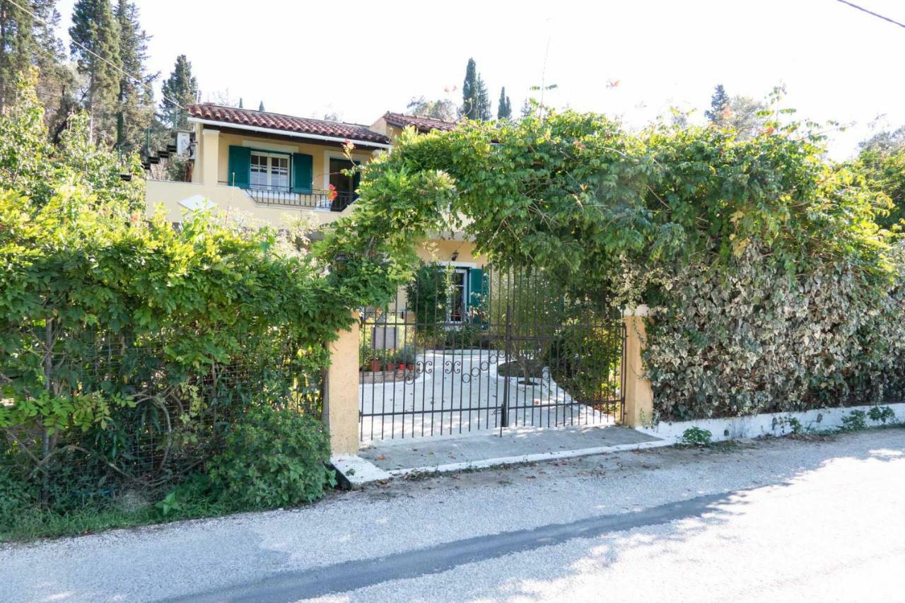 Yiannis Apartments Agios Georgios Pagoi Corfu آغيوس غيوريوس باغون المظهر الخارجي الصورة